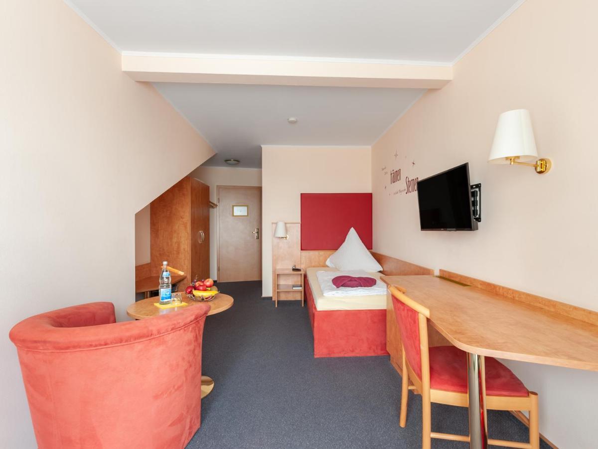 Hotel Haefner Bad Schonborn Exterior foto